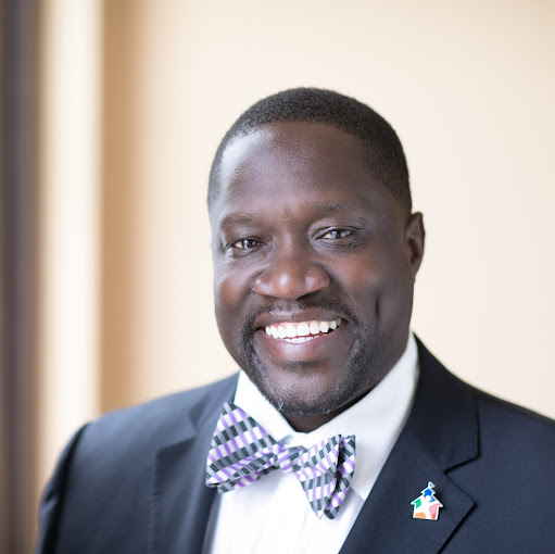 Rodney Simmons Photo 9