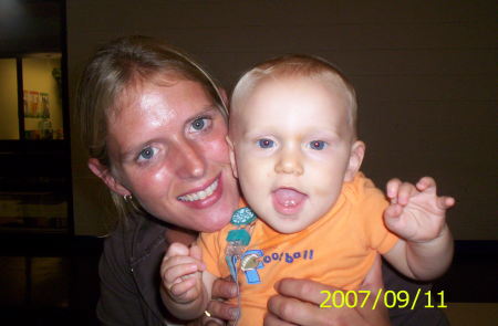 Rebecca Henderson Photo 41