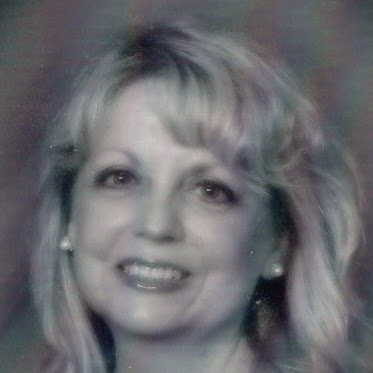 Nancy Anderson Photo 30