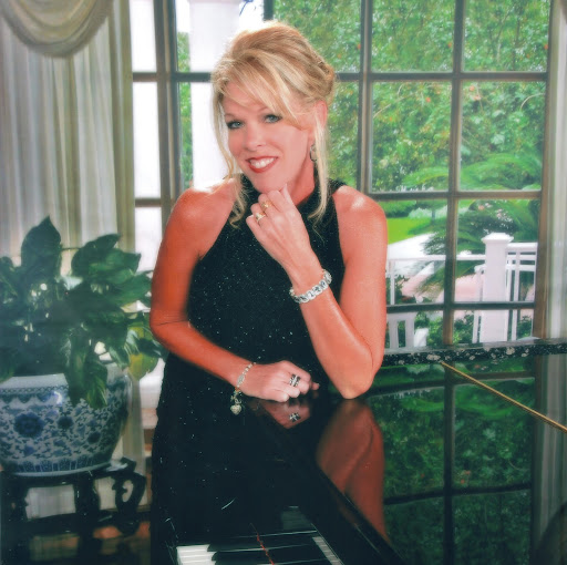 Cathy Reeves Photo 17