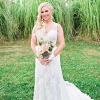 Lindsey Black Photo 37