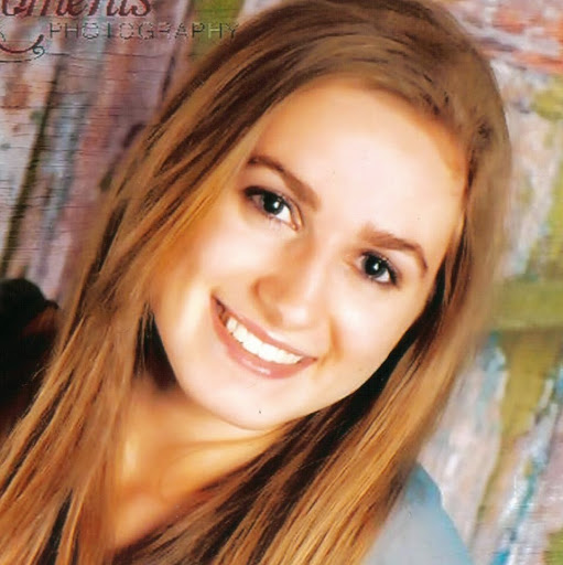 Allison Moll Photo 3