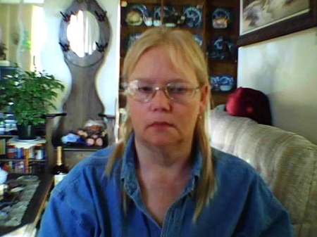 Yvonne Schneider Photo 25