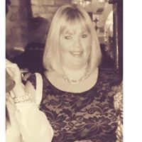 Catherine Stack Photo 9