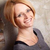 Jeanette Larsen Photo 38