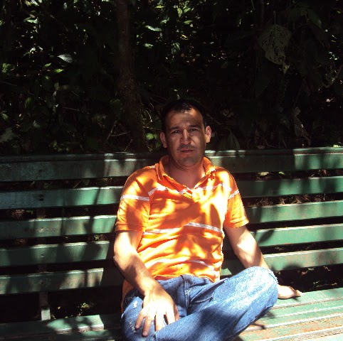 Ronny Lopez Photo 39