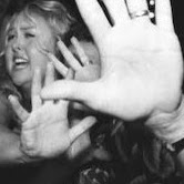 Kristen Warren Photo 32