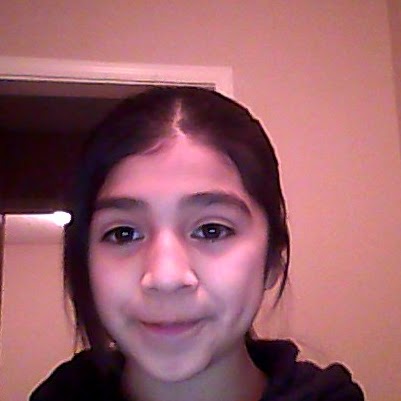 Melissa Hernandez Photo 40