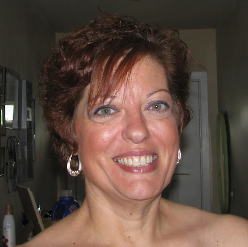 Teri Bell Photo 18