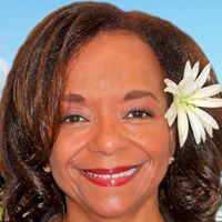Angela Swain Photo 24