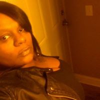 Nicole Brooks Photo 26