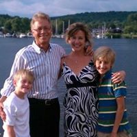 Julie Vandyke Photo 23
