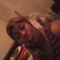 Renee Sewell Photo 14