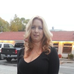 Lisa Berg Photo 17