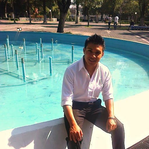 Benjamin Torres Photo 31