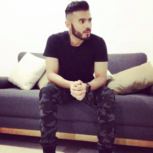 Joshua Hernandez Photo 19