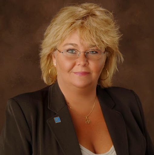 Tracy Turner Photo 23