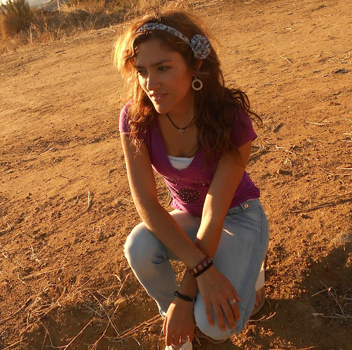 Mandy Salazar Photo 9