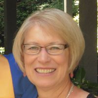 Terri Tucker Photo 16