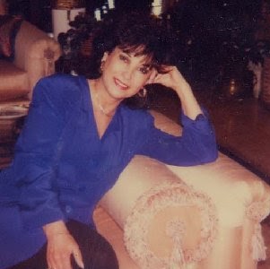 Annette Tucker Photo 28