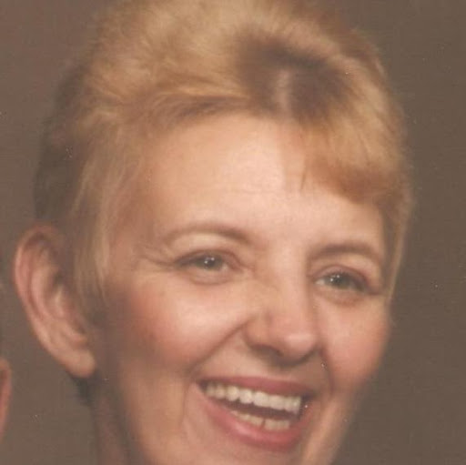 Linda Lowery Photo 28