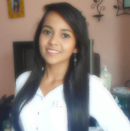 Katherine Hernandez Photo 7