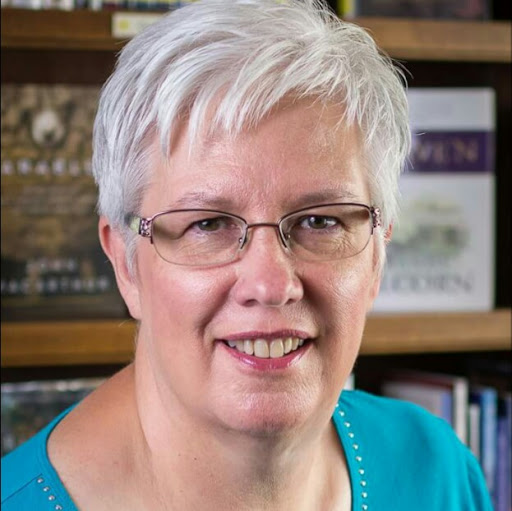 Marianne Sharp Photo 27