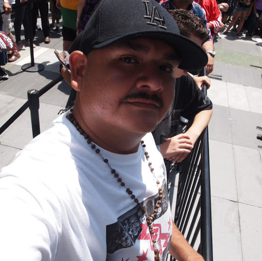 Joseph Hernandez Photo 37