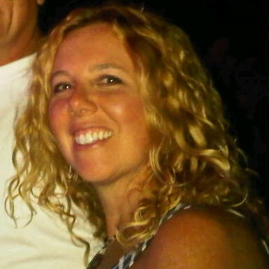 Kristen Wyatt Photo 10