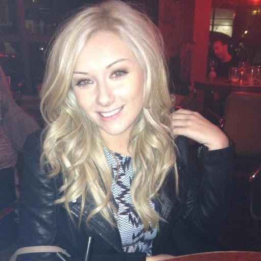 Leah Gallagher Photo 26