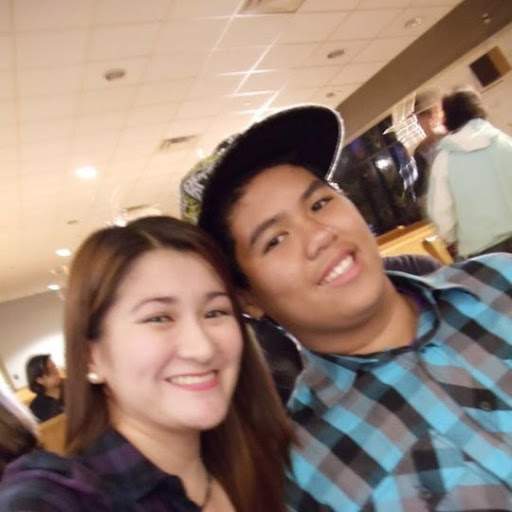 Ralph Santos Photo 10