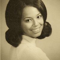 Cindy Douglass Photo 13