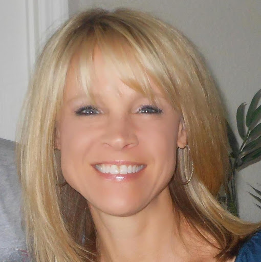 Terri Oliver Photo 30
