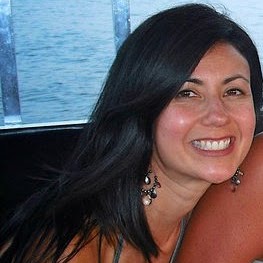 Julie Albert Photo 31