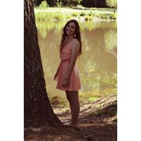 Nicole Walsh Photo 28