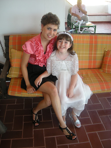 Kristin Gonzales Photo 15