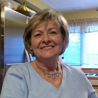 Linda Pace Photo 20