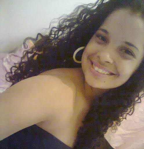 Monique Lima Photo 8