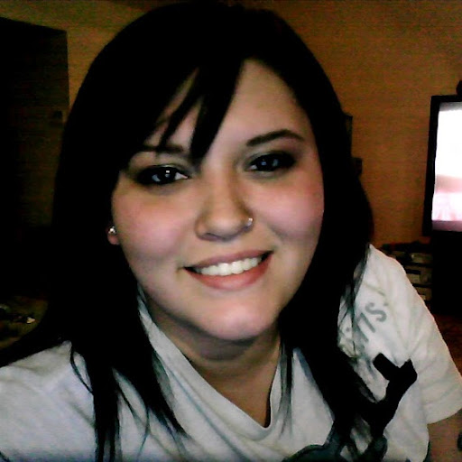 Julia Barfield Photo 2