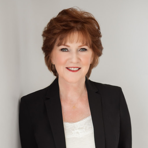 Lynda Campbell Photo 29