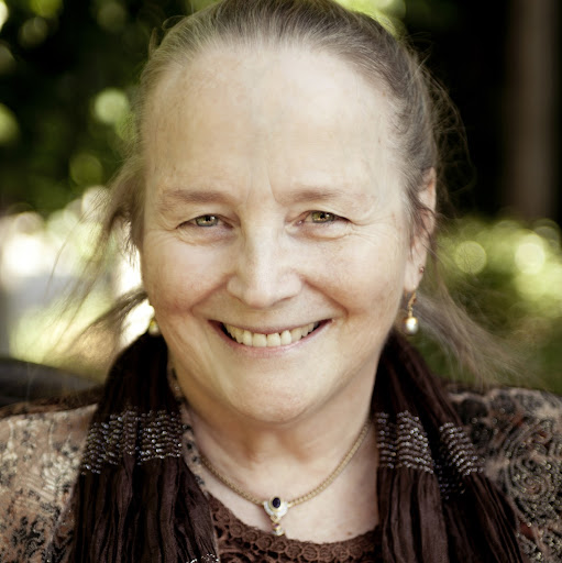 Christina Benson Photo 28
