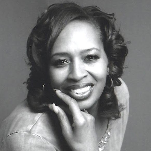 Saundra Brown Photo 25
