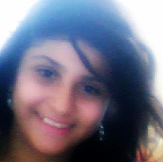 Sara Bonilla Photo 17