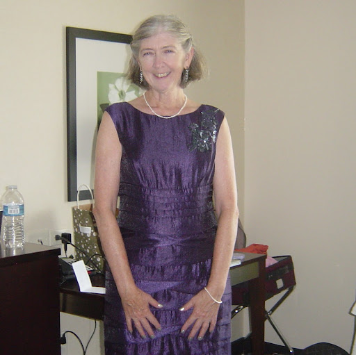 Susan Wood Photo 15