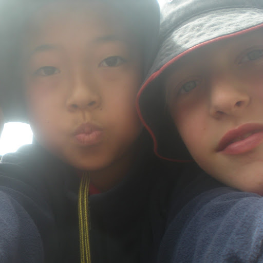 Jennifer Hong Photo 49