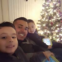 Daniel Olivas Photo 24