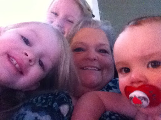 Linda Billings Photo 28