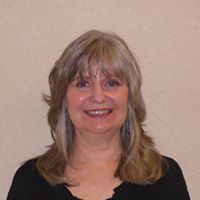 Lynn Henley Photo 12