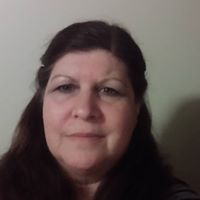 Lisa Larrin Photo 1