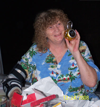 Joyce Perry Photo 1